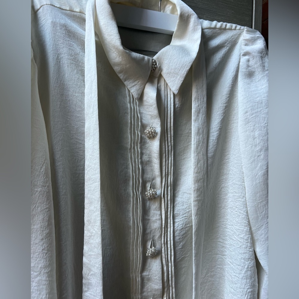 Zara white pearl button blouse